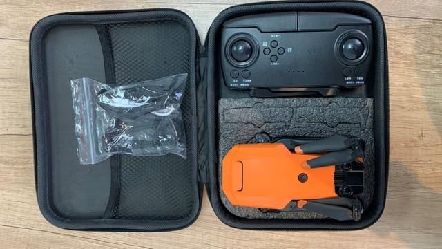 居然還送了VR頭顯 我在拼多多上花150買了臺無人機(jī)-3882