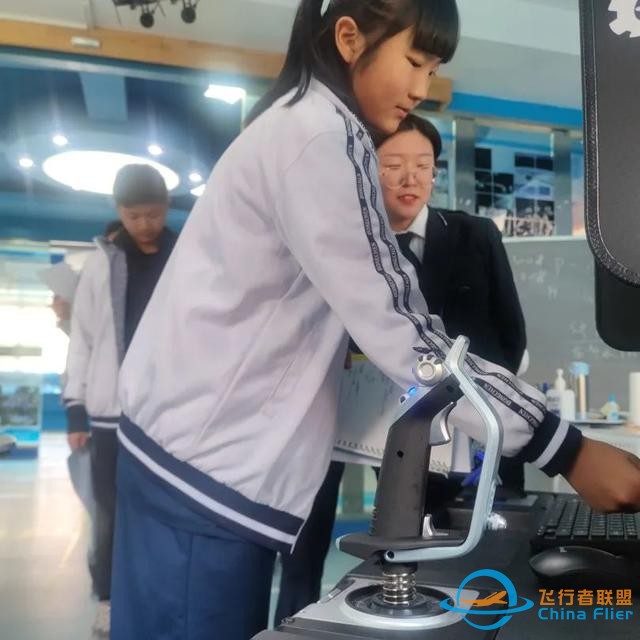 航空科普教育 - 飛行模擬器訓練中心-8509