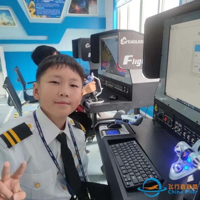 航空科普教育 - 飛行模擬器訓練中心-1055