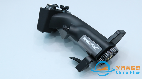 羅技 G X52/X52 PRO/X56 模擬飛行搖桿評測：克敵機先-9873
