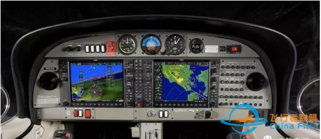 Garmin是航空GPS導航的先驅，獵鷹為您解析通用航空航電屆的傳奇-7020