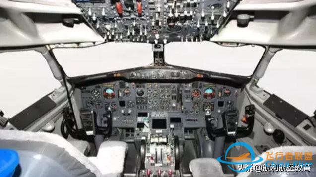 B737飛機(jī)駕駛艙說(shuō)明書(shū)（精華）-6783