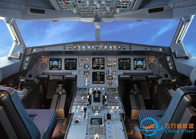 飛機的駕駛艙有什么不同？空客所有飛機的駕駛艙介紹-4792