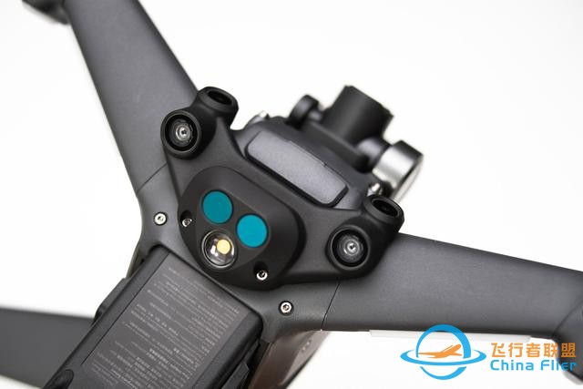 零基礎也能玩的穿越機？大疆DJI FPV Combo穿越機開箱試飛-6180