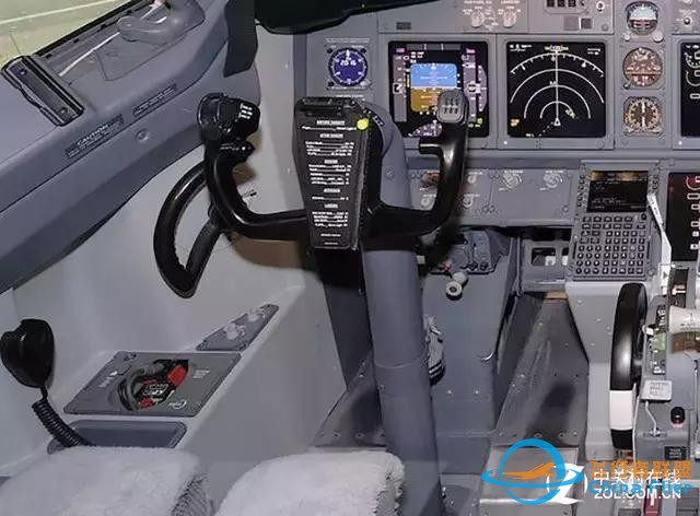 波音737飛機(jī)駕駛艙面板全解讀-355