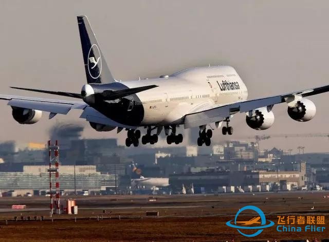 別在飛機上光腳！飛機上不為人知的13個小常識-5679