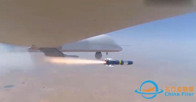 國產無人機實戰視頻曝光：發射彈藥1000枚，命中率近100%-2273
