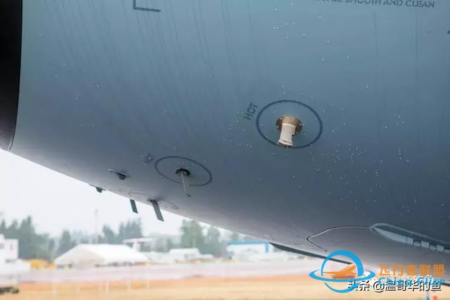 空中加油飛機A400M近距離接觸 原來是這樣加油的-553