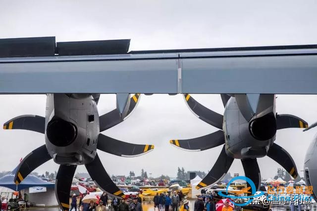 空中加油飛機A400M近距離接觸 原來是這樣加油的-2725