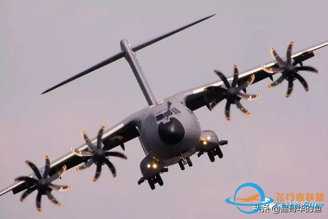 空中加油飛機A400M近距離接觸 原來是這樣加油的-9517