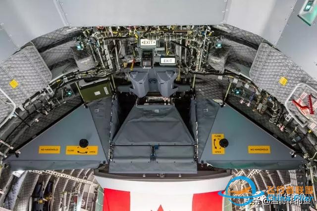 空中加油飛機A400M近距離接觸 原來是這樣加油的-106