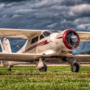 航空業(yè)的傳奇——豪客比奇