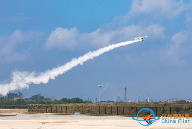 無錫丁蜀機場正式開航！無錫成功構建通用航空與運輸航空“雙機場”體系-9014