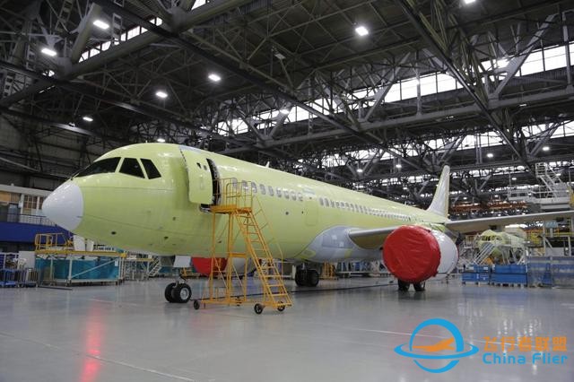 不再怕美國斷供！俄羅斯最新一代客機亮相，使用純國產先進發動機-2831