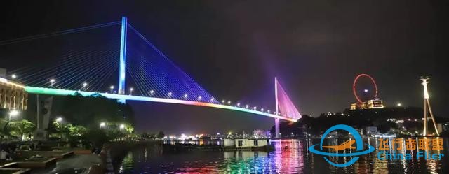 剛從越南回來(lái) 這架直升機(jī)成為改革開放33年的標(biāo)志-280