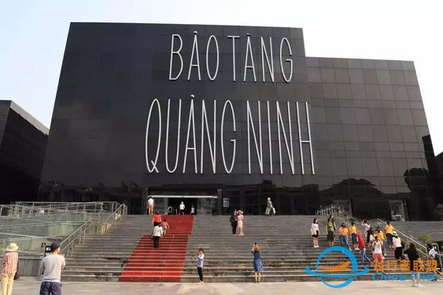 剛從越南回來(lái) 這架直升機(jī)成為改革開放33年的標(biāo)志-8957