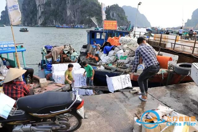 剛從越南回來(lái) 這架直升機(jī)成為改革開放33年的標(biāo)志-7038