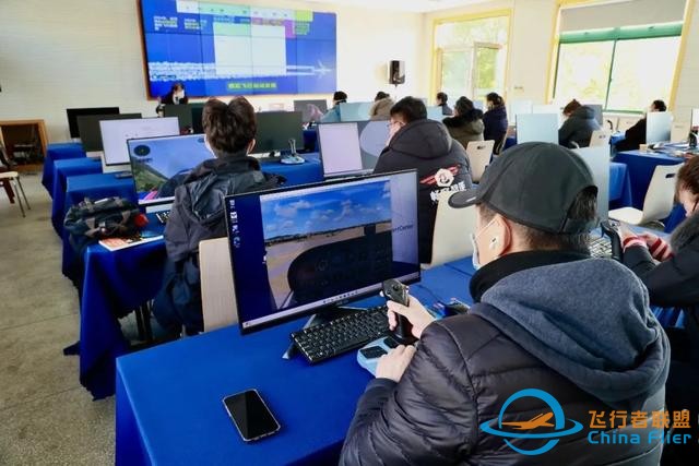 [科體中心]上海市航空運動協(xié)會舉辦第四期模擬飛行教練員（輔導(dǎo)員）培訓(xùn)班-7153