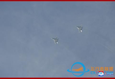 金正恩觀摩朝鮮戰斗飛行技術大賽 現場戰機云集-9757