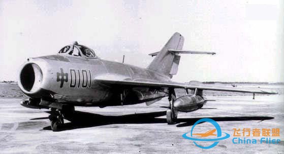 飛行知識，飛機夜間飛行靠什么導航？-1022