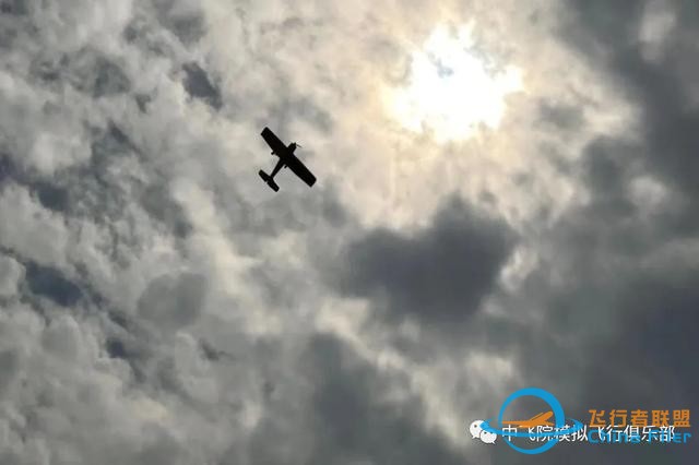 “雛鷹乘風起，天高任我飛”——模擬飛行航空志愿服務團進校園-3703