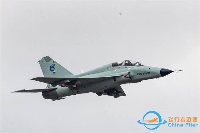 “梟龍”和殲7的融合體，FTC-2000G攻擊機-4998