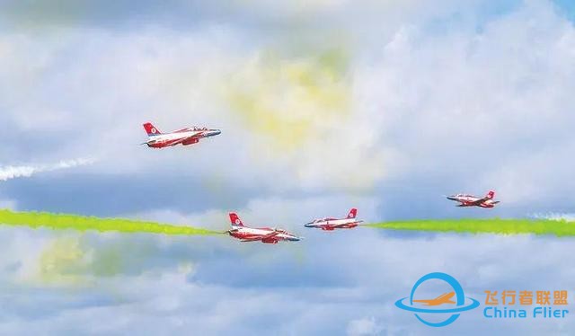 永不落幕的航空展 越擦越亮的城市名片-9025