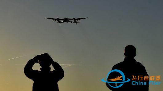 馬斯克落后了，維珍航空公司已實現太空觀光，一張票高達25萬美元-6563