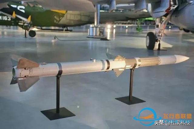 破防了！對中國六代機(jī)，美空軍部長終回應(yīng)：被甩下太多，跟不上了-2717